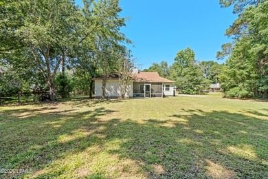 Welcome to 4326 Quail Dr. This beautifully updated 3 bedroom, 2 - photo 19