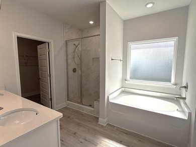 Welcome to 56 Secluded Circle in Freeport, where space, comfort - photo 22