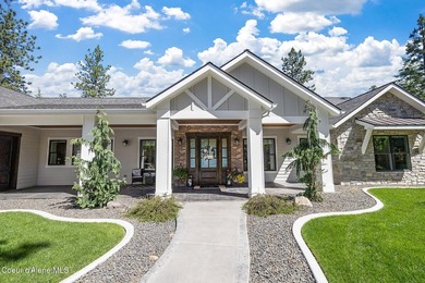 Experience North Idaho luxury with this exquisite, custom-built - photo 3
