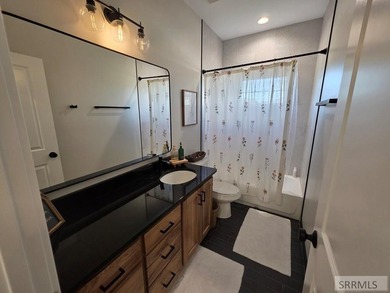 Enjoy the space and quiet of Pinebrook Estates while staying - photo 36