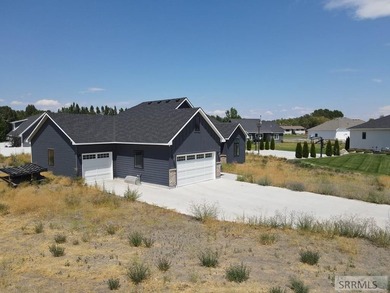 Enjoy the space and quiet of Pinebrook Estates while staying - photo 47