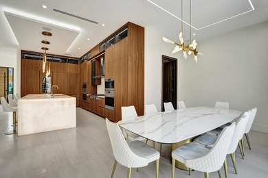 Welcome to Villa Aurelia, the Golden Villa, a recently completed - photo 12