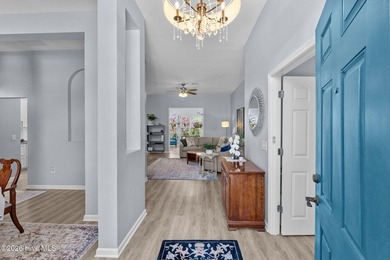 Welcome to your light-filled retreat in the highly sought-after - photo 3