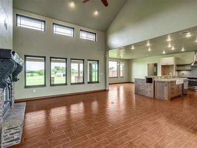 Exceptional equestrian property offering a well-maintained home - photo 27