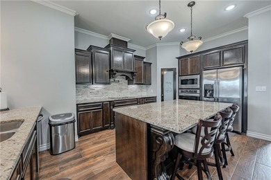 Discover luxury living in this beautifully designed 4-bedroom - photo 11