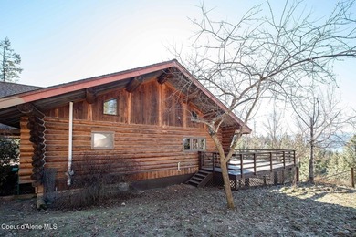 Perched on more than 8 private acres, this exceptional custom - photo 4