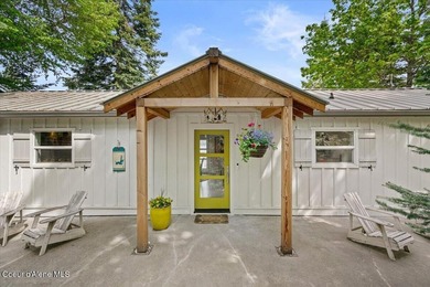 Elevated lakefront living with private dock. This cottage - photo 3