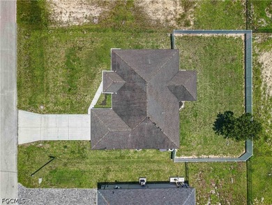 Well-maintained 3-bedroom plus den, 2-bath home offering 1,777 - photo 33