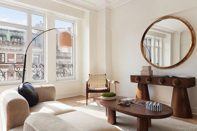 Exquisite Parisian Elegance on the Upper East Side Experience - photo 3
