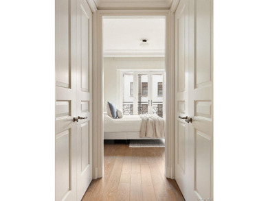 Exquisite Parisian Elegance on the Upper East Side Experience - photo 5