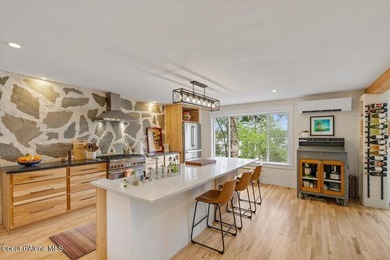 Elevated lakefront living with private dock. This cottage - photo 10