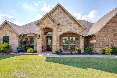 (private lake, pond, coastal) Home For Sale in Godley Texas