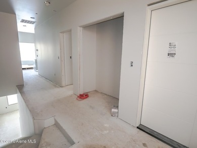 Luxury Lake view living nestled between Lake Pend Orielle and - photo 8