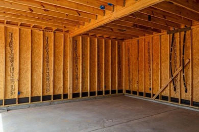 This popular Willow F plan offers a main-level master suite, a - photo 8