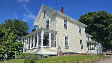 4 Bedroom, owner-occupied investment, multi-generational living - photo 1