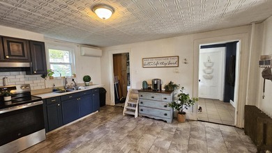 4 Bedroom, owner-occupied investment, multi-generational living - photo 4