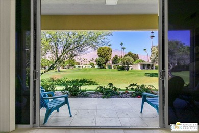 Direct Mountain View. This three bedroom / three bathroom home - photo 1