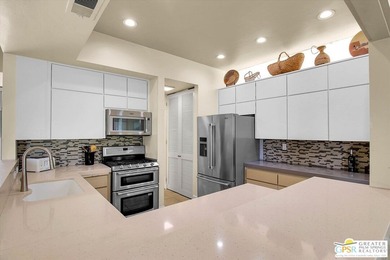 Direct Mountain View. This three bedroom / three bathroom home - photo 5
