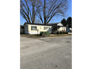 Glen Flint Lake Home Sale Pending in Greencastle Indiana
