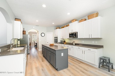 All the space, style, and features you've been looking for - photo 13