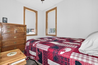 Experience true Northwoods living with this charming property - photo 19