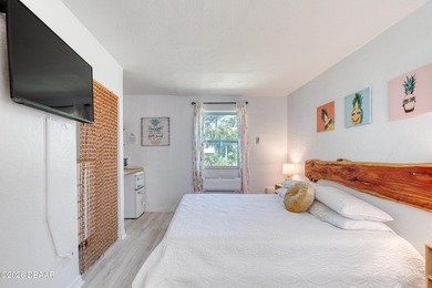 Step into a rare opportunity to own a fully renovated boutique - photo 20