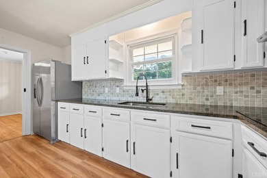 Price Revise! Welcome to 140 Moorman Drive! This beautifully - photo 7