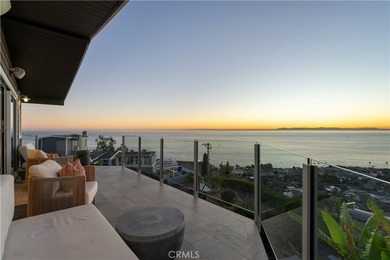 Fully Furnished Rental with Breathtaking Panoramic Coastline and - photo 10