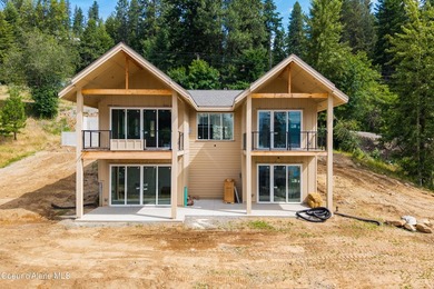 Experience lake life at its best in this beautifully crafted new - photo 2