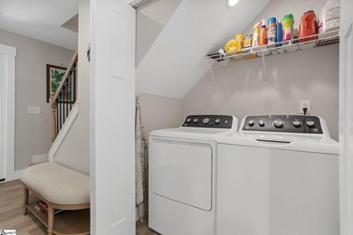 Welcome home to this beautifully maintained, like-new home - photo 15