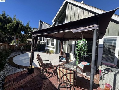 Contemporary home in Glen Cove, Vallejo, with 3 bedrooms and 2.5 - photo 23