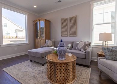 Beech plan with a main level master & each bedroom having a - photo 4