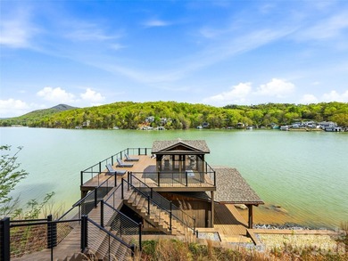 Builder's custom lakefront double lot retreat, showcasing - photo 4