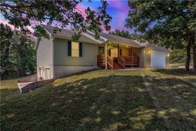 Truman Lake Home Active Under Contract in Warsaw Missouri