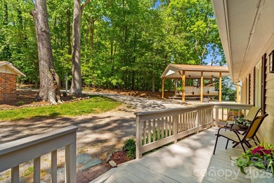 Location truly says it all! This stunning 1,683 sq ft 3BR/2BA - photo 3