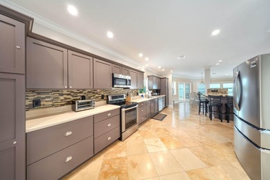 Welcome to an exquisite open-water retreat in Big Pine Key, an - photo 11