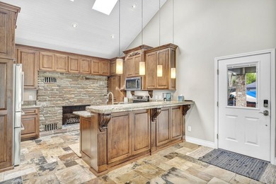 Perched on the peaceful shores of Lake Marble Falls, this - photo 14