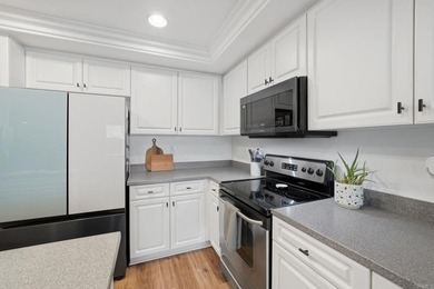 Welcome to this beautifully maintained (FHA and VA Approved) - photo 15
