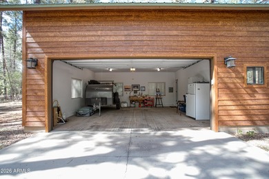 Stunning remodeled in White Mountain Summer Homes. 3 Bed, 2 1/2 - photo 26