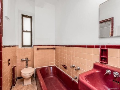 Welcome to 860 Grand Concourse #1i. Landmark Art Deco - photo 5