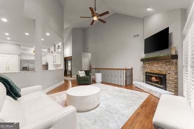 Privacy. Space. Flexibility. Set on more than 3 private acres in - photo 12
