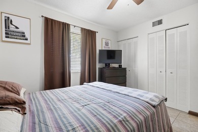 Charming 2-bed, 1-bath first-floor condo with a peaceful garden - photo 12