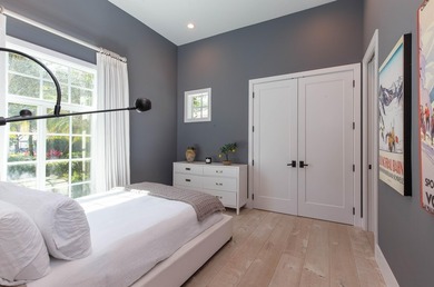 This gorgeous home has been extensively upgraded to the highest - photo 13