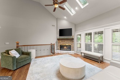 Privacy. Space. Flexibility. Set on more than 3 private acres in - photo 14