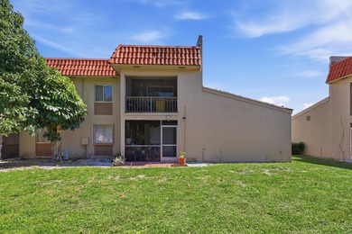 Charming 2-bed, 1-bath first-floor condo with a peaceful garden - photo 16