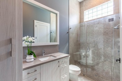 This gorgeous home has been extensively upgraded to the highest - photo 19