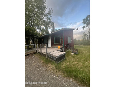 AIR B&B Dream Location!! RARE opportunity to own 4.3 acres - photo 1