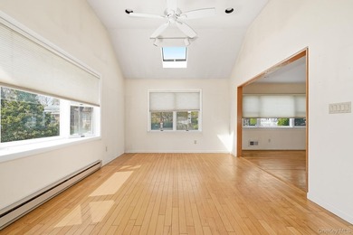 Welcome to this a well-maintained home offering comfort, space - photo 5