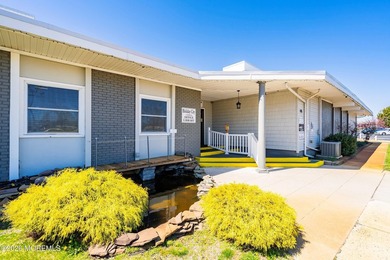 Welcome to the sought-after 55+ community of Holiday City at - photo 29