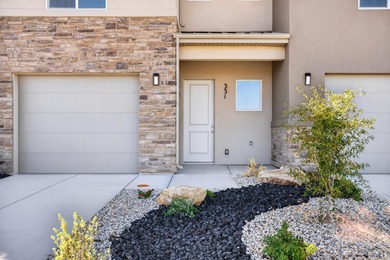 Virgin River Townhome/Townhouse For Sale in Hurricane Utah